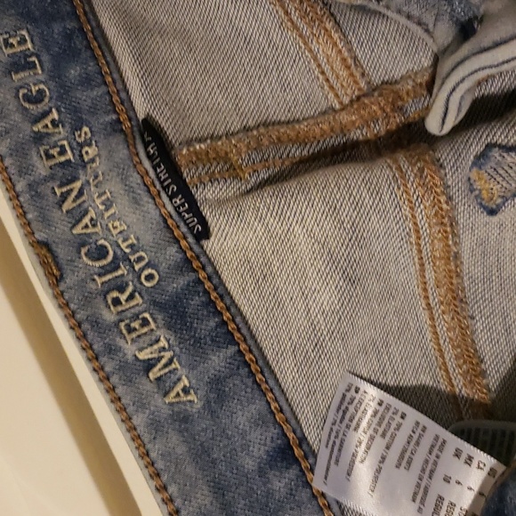 American Eagle - Picture 2 of 3